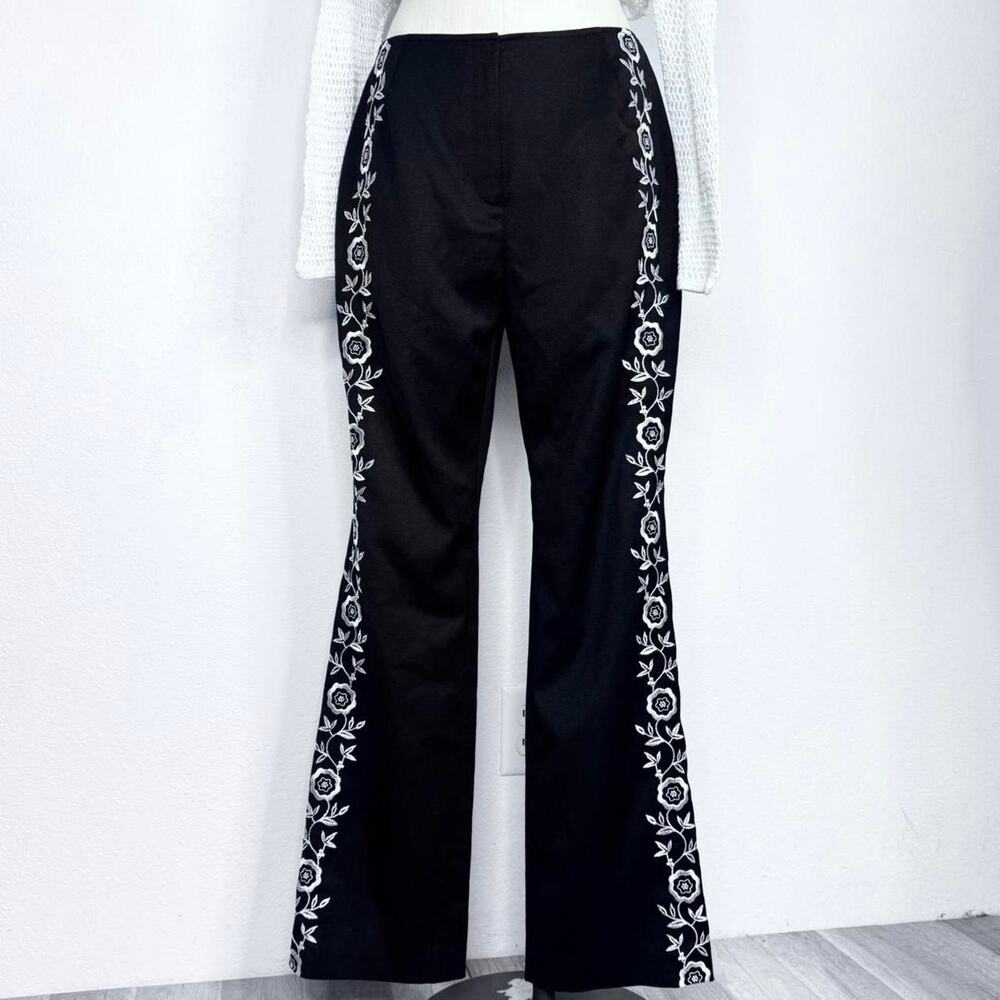 Vintage Y2K Black Embroidered Floral Pants Boho Whimsigoth Flare Size 8 Witchy
